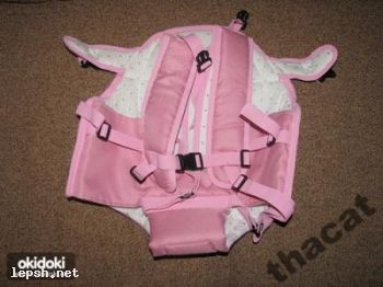 Меняю - кенгуру Womar