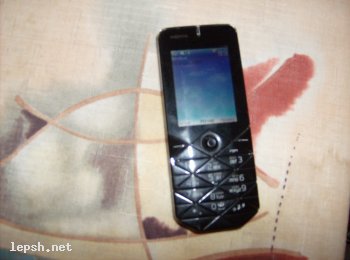 Меняю - NOKIA 7500 Prizm