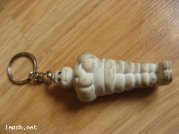 Меняю - брелок Michelen меряет давление в шинах