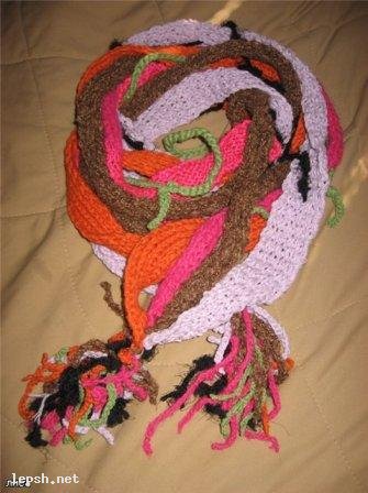 Меняю - весёлые шарфики и вязаные банданы