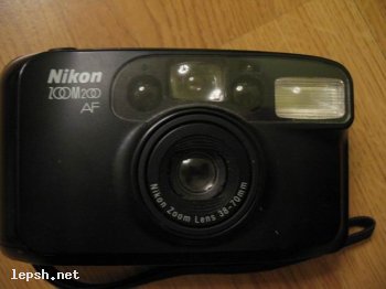 Меняю - пленочный фотоаппарат