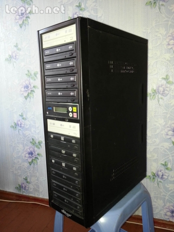 Продаю - дубликатор CD&DVD ACARD 1+8+1-HDD.