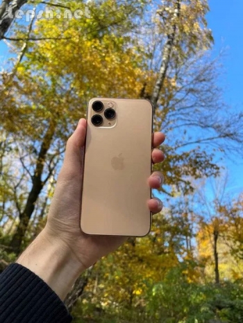Продаю - iPhone 11 Pro 64GB Gold - купити оригінальний айфон в ICOOLA